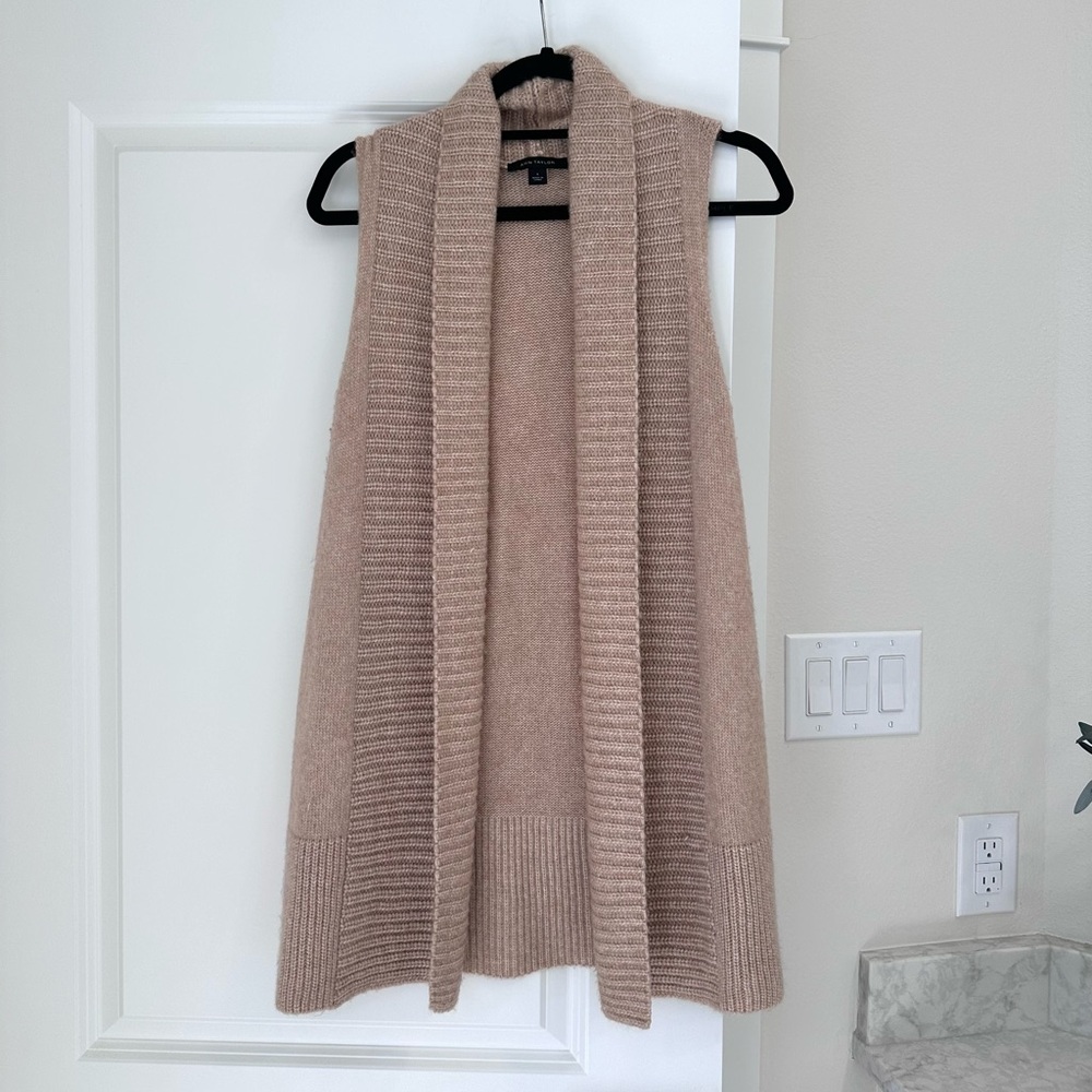 Ann Taylor Beige Open Front Cardigan Vest